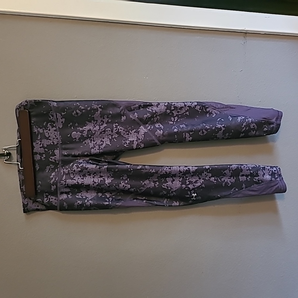 Under Armour heatgear yoga pants with sheer panel
